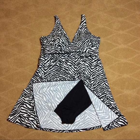 Swimsuits For All NWT Faux-Flyaway Swimdress, 18 - Picture 3 of 8